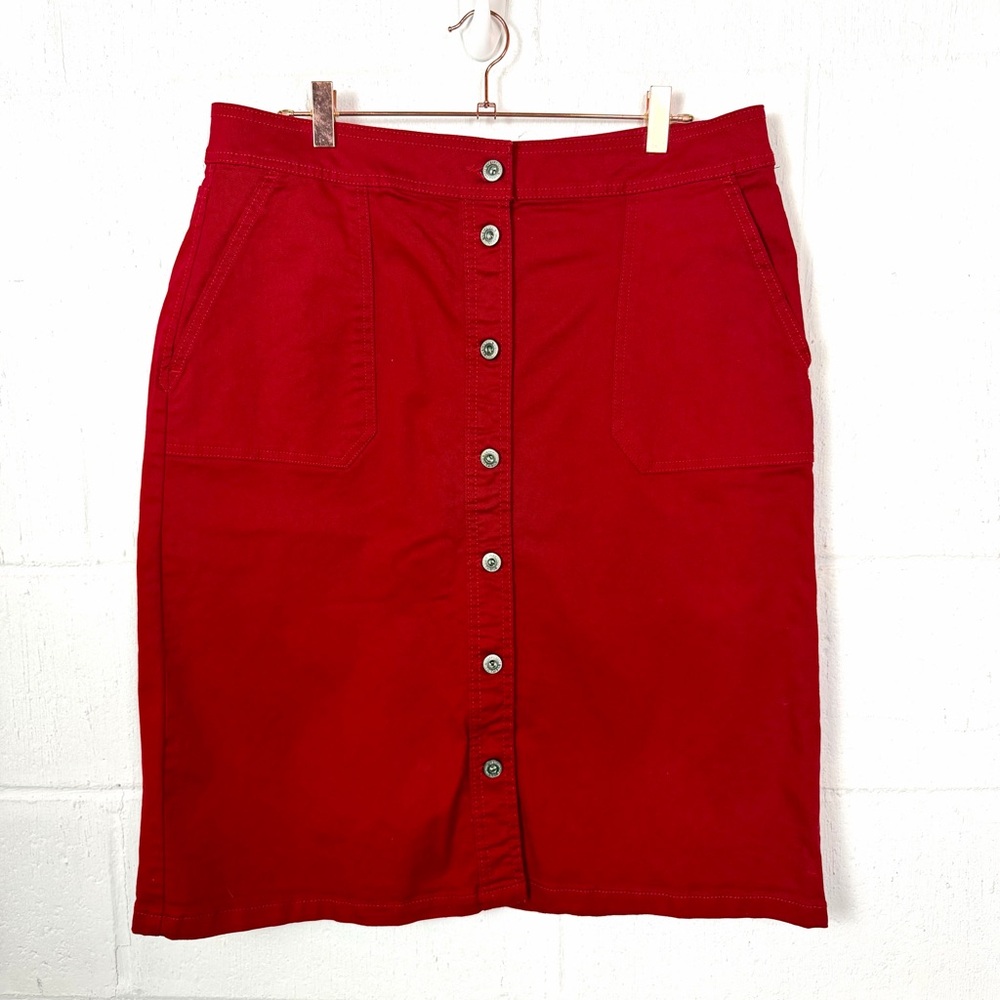 Liz Claiborne Denim Skirt Red Pockets Button Front Knee Length Preppy Western 12